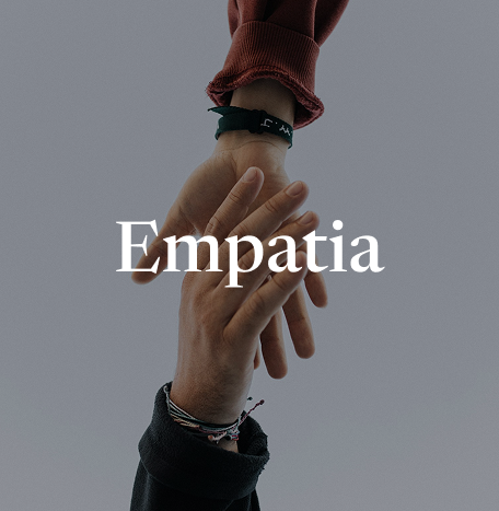 Escuta atenta, estrutura emocional e acompanhamento com humanidade.